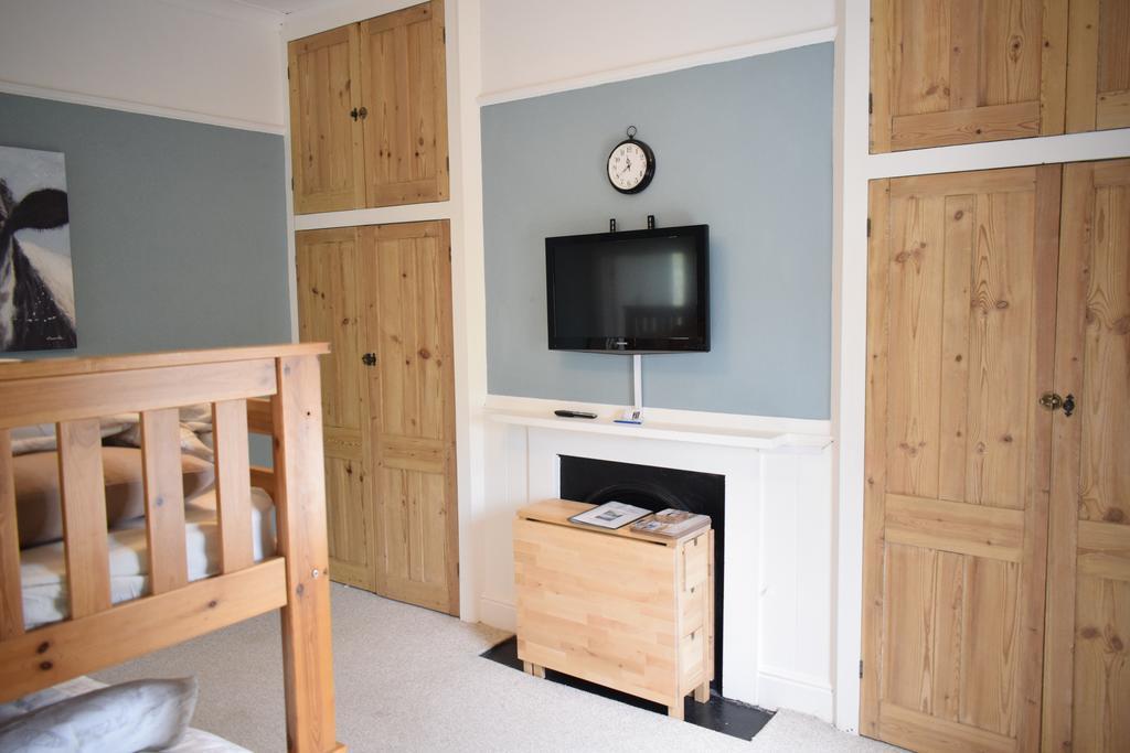 Glendower Guest Apartments Dereham Exterior photo